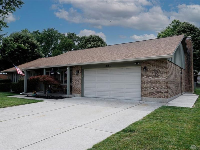 281 Scott Drive, Englewood, OH 45322 Photo 2