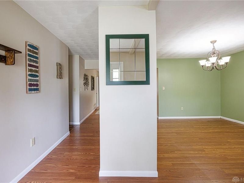 281 Scott Drive, Englewood, OH 45322 Photo 5