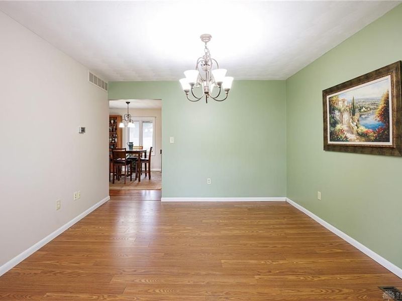 281 Scott Drive, Englewood, OH 45322 Photo 6