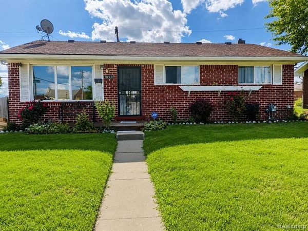 11901 Bloom Street , Detroit, MI 48212