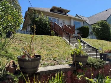914 Pacific Avenue , Bremerton, WA 98337