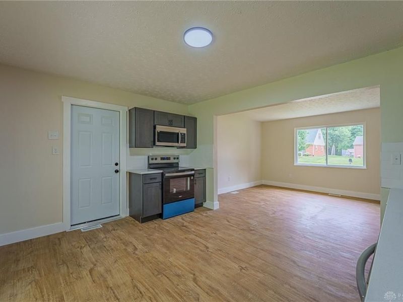 842 Murray Hill Drive, Xenia Township, OH 45385 Photo 11