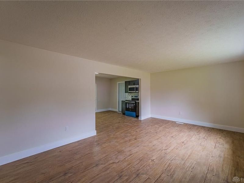 842 Murray Hill Drive, Xenia Township, OH 45385 Photo 7