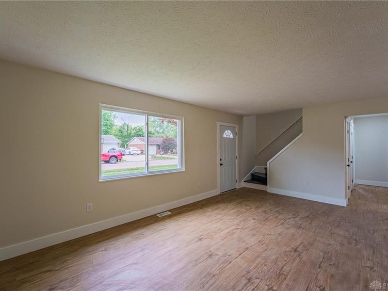842 Murray Hill Drive, Xenia Township, OH 45385 Photo 9