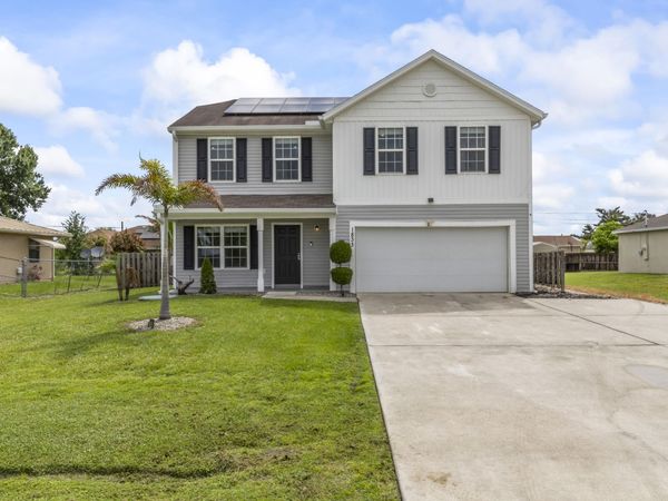 1833 SW Cameo Boulevard, Port St. Lucie, FL 34953