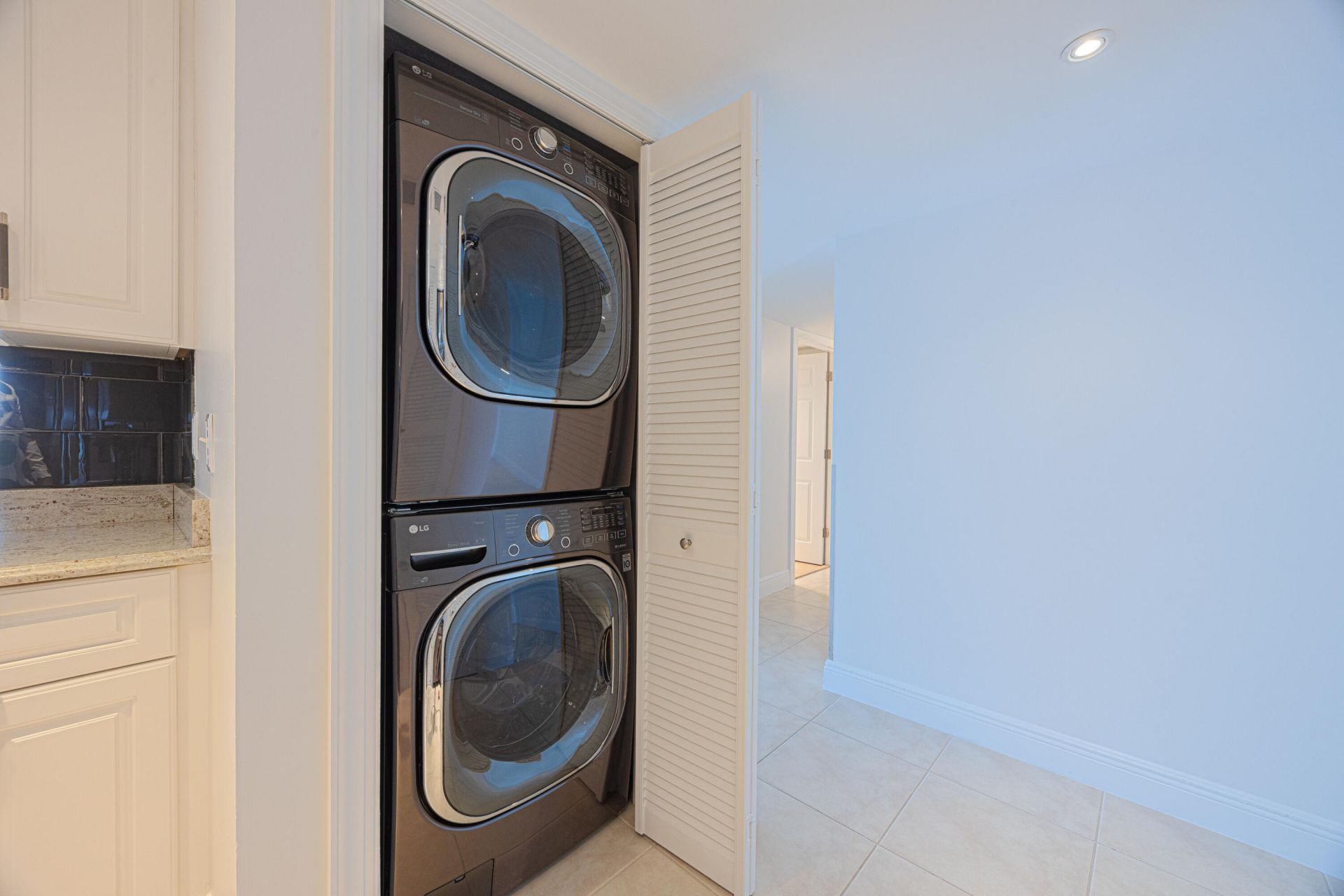 801 Palm Trail, Unit 9, Delray Beach, FL 33483 Photo