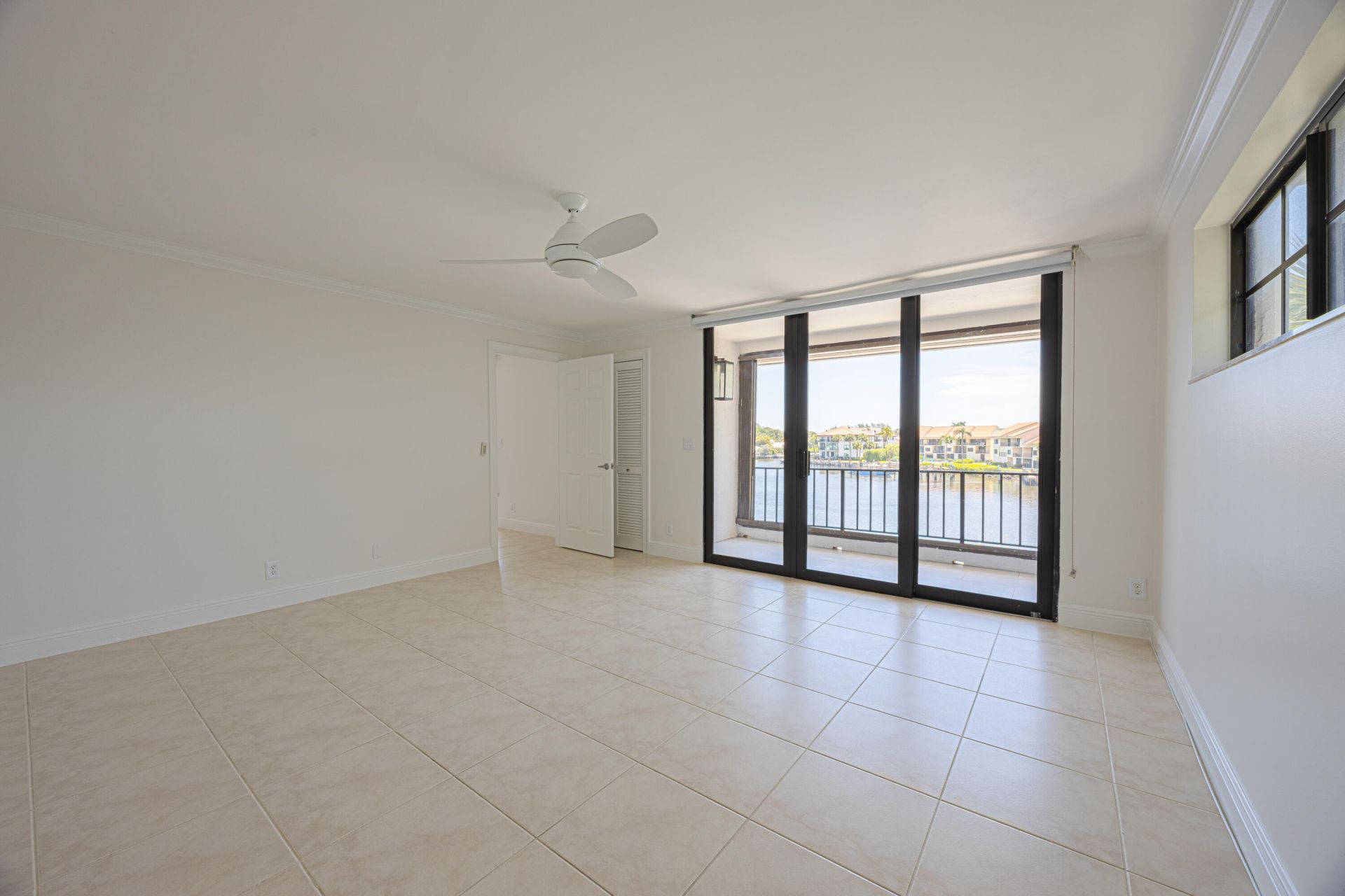 801 Palm Trail, Unit 9, Delray Beach, FL 33483 Photo