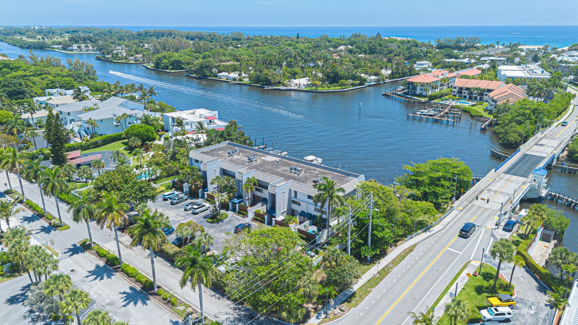 801 Palm Trail, Unit 9, Delray Beach, FL 33483 Photo