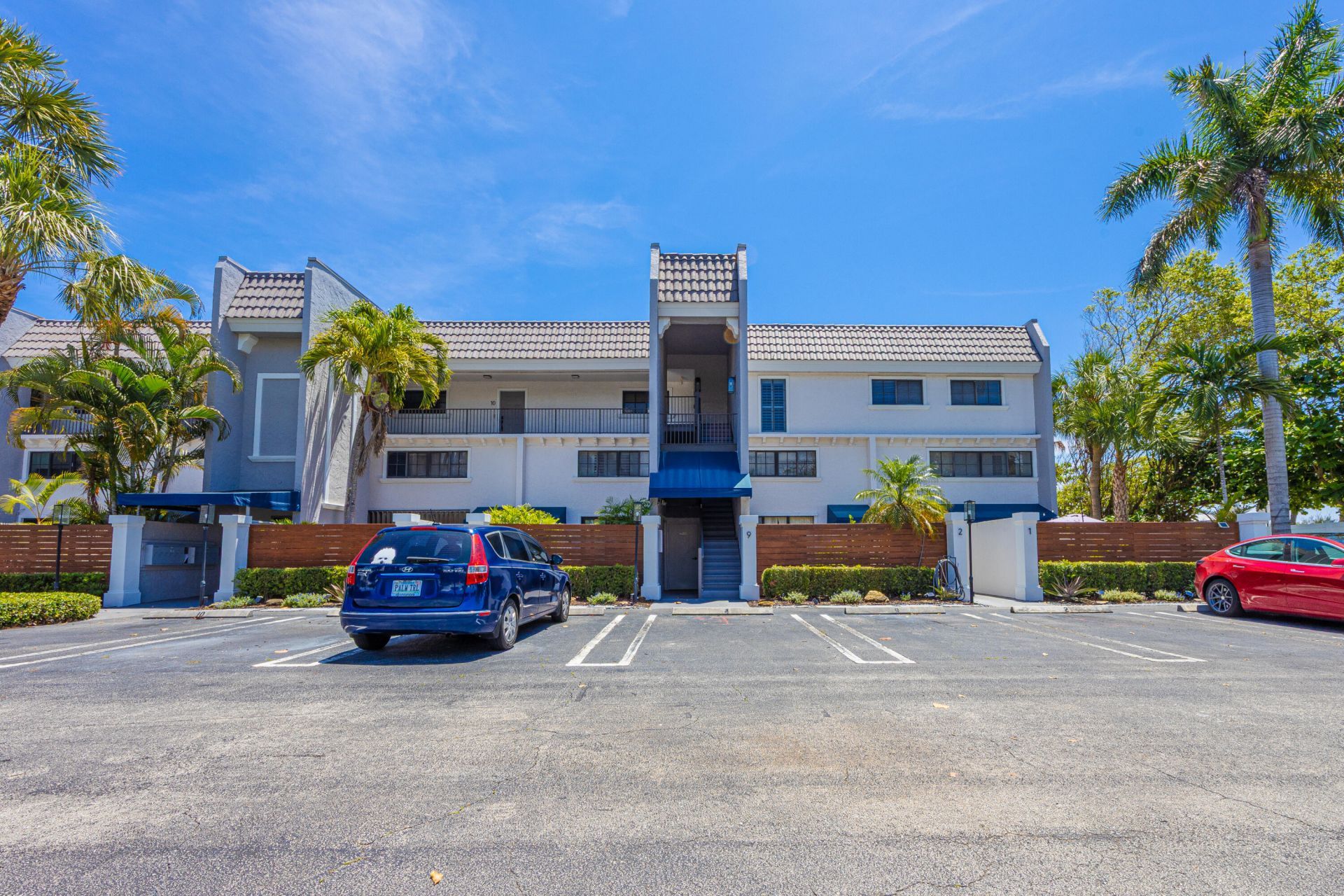801 Palm Trail, Unit 9, Delray Beach, FL 33483 Photo