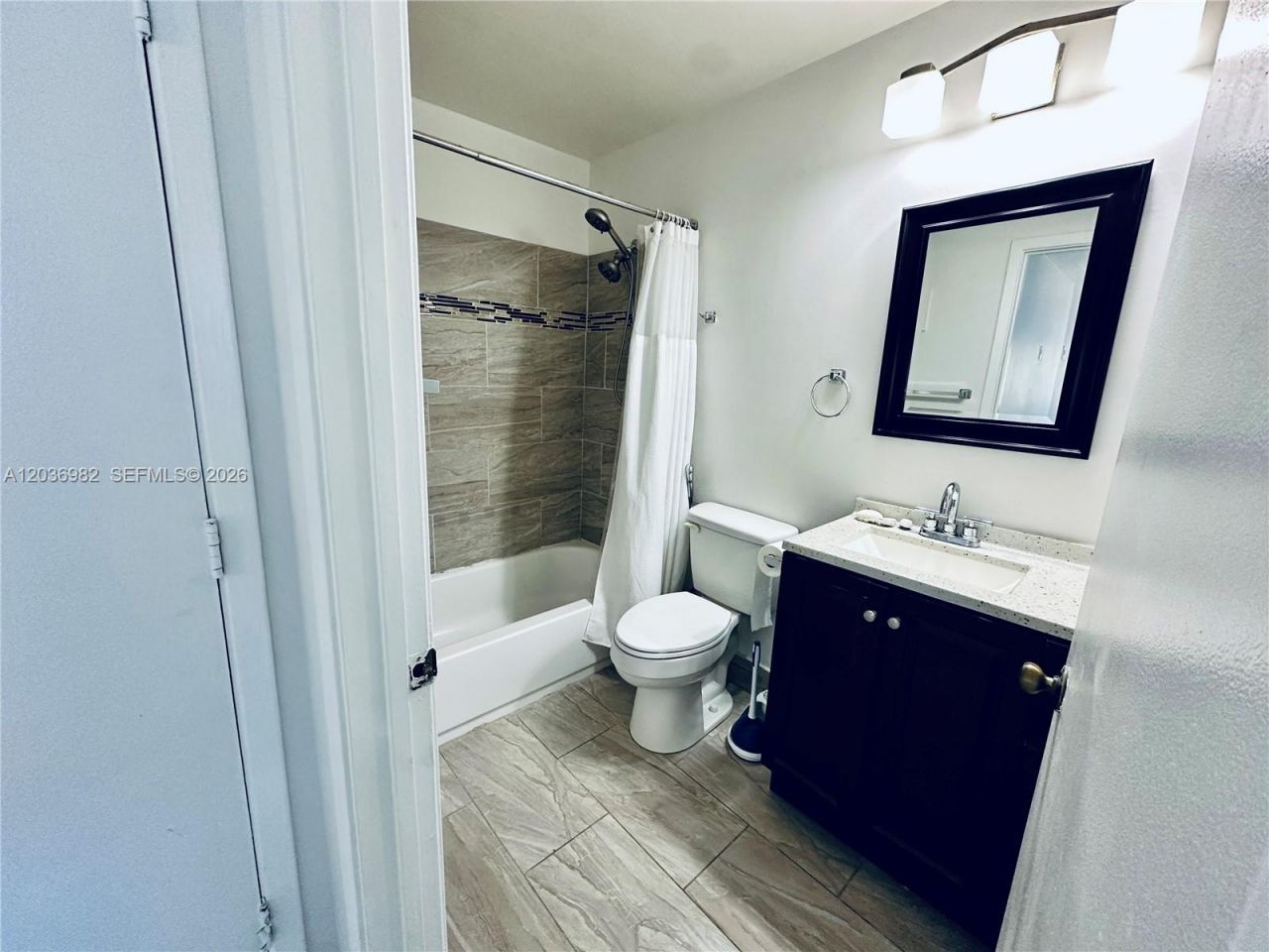 9703 Hammocks Blvd , Unit 108, Miami, FL 33196 Photo