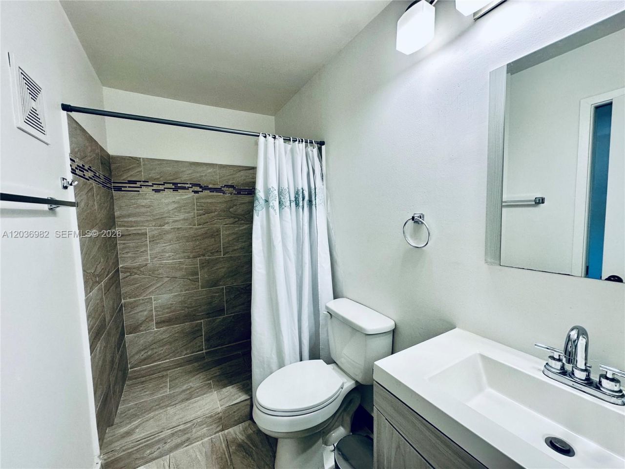 9703 Hammocks Blvd , Unit 108, Miami, FL 33196 Photo