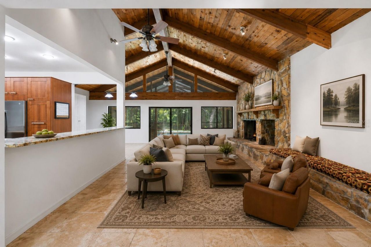 181 N Smokey Mountain Road, Seffner, FL 33584 Photo