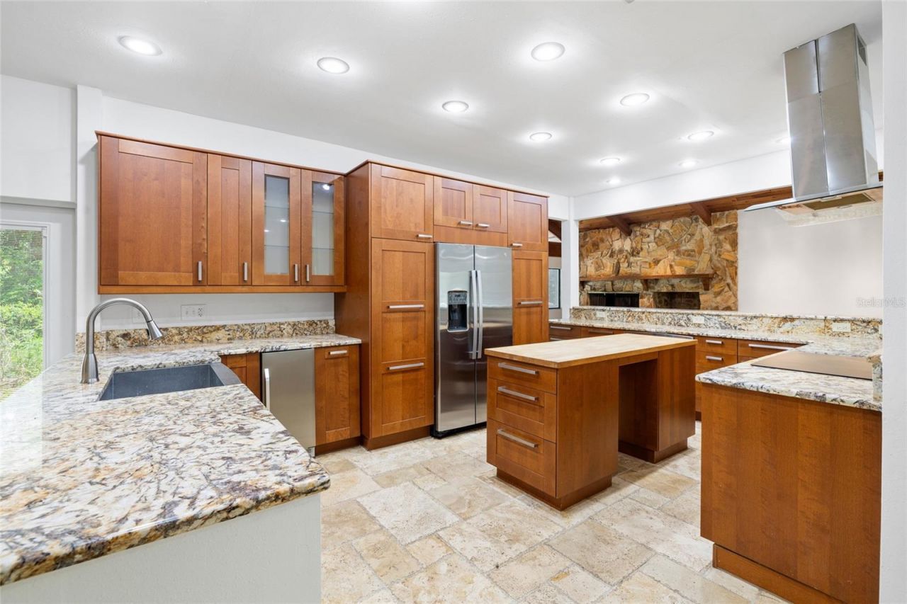 181 N Smokey Mountain Road, Seffner, FL 33584 Photo
