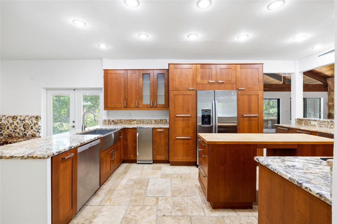 181 N Smokey Mountain Road, Seffner, FL 33584 Photo