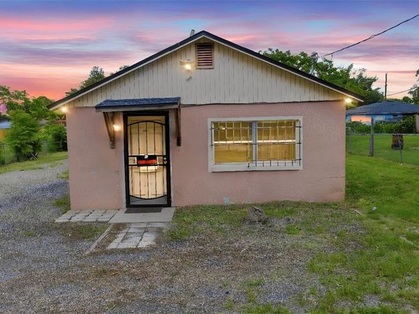 1215 S DELAWARE AVENUE, DELAND, FL 32720