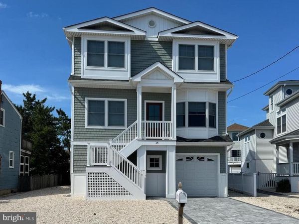 14 W BAYBERRY DRIVE, LONG BEACH TOWNSHIP, NJ 08008