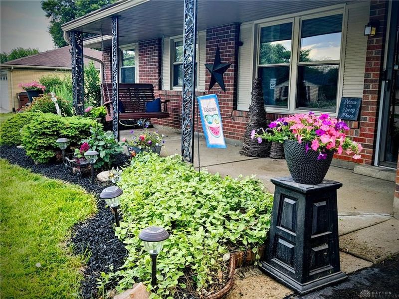 2152 Bellsburg Drive, Centerville, OH 45459 Photo 2