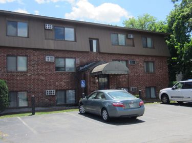 55 Log Street, Unit 2-C, Manchester, NH 03102