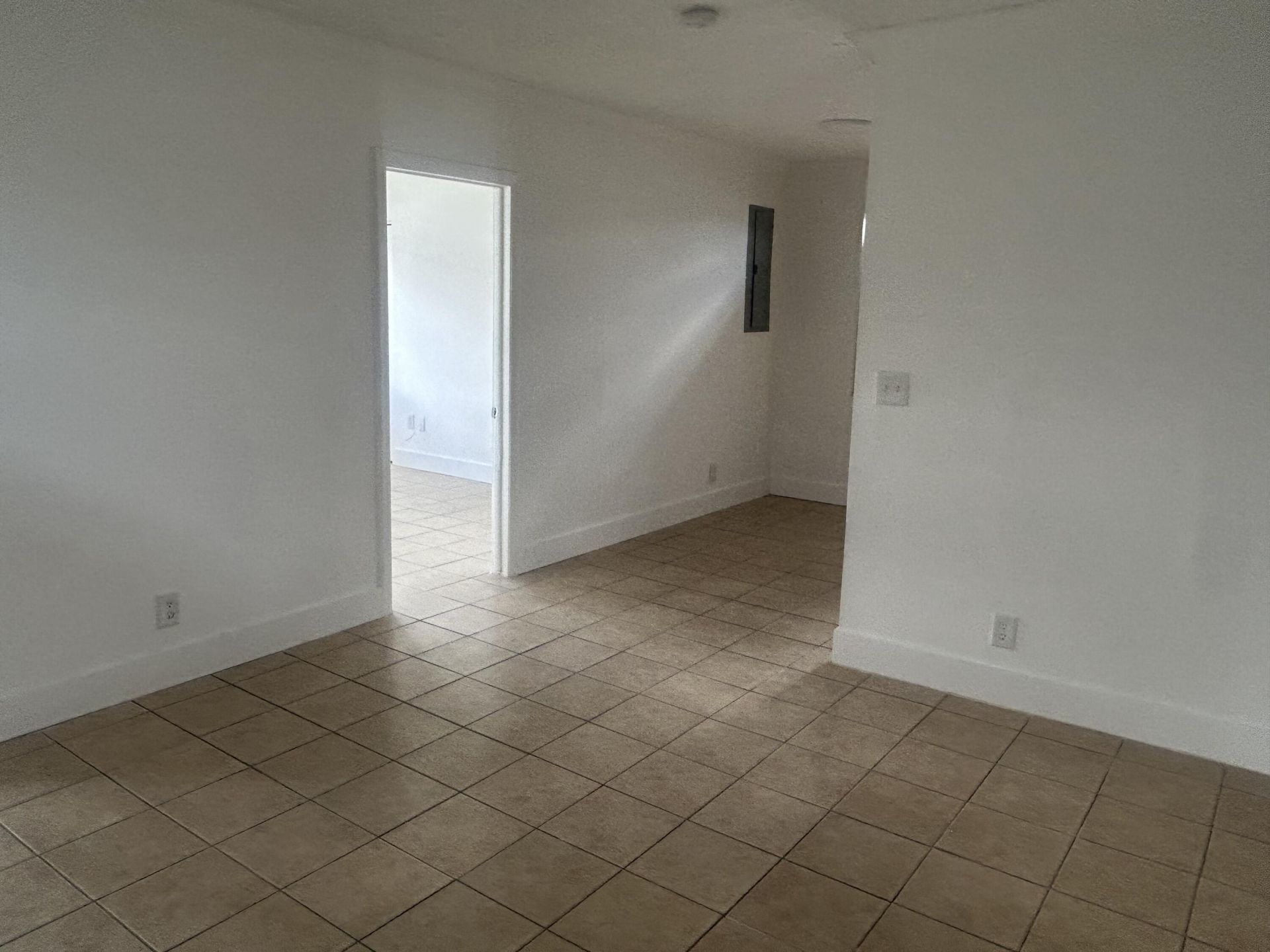 1528 S Avenue S, Riviera Beach, FL 33404 Photo