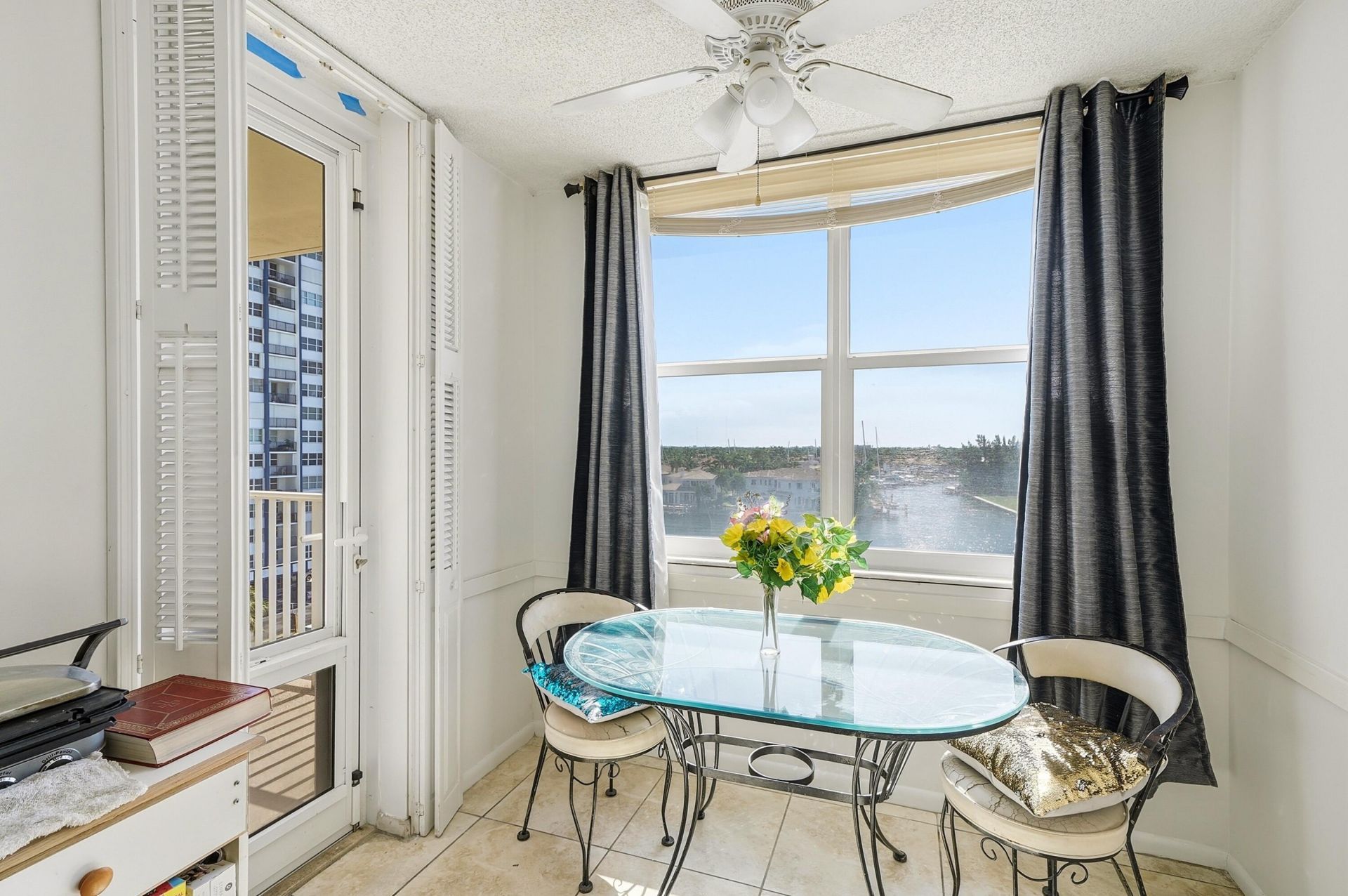 1401 S Ocean Drive, Unit 704, Hollywood, FL 33019 Photo