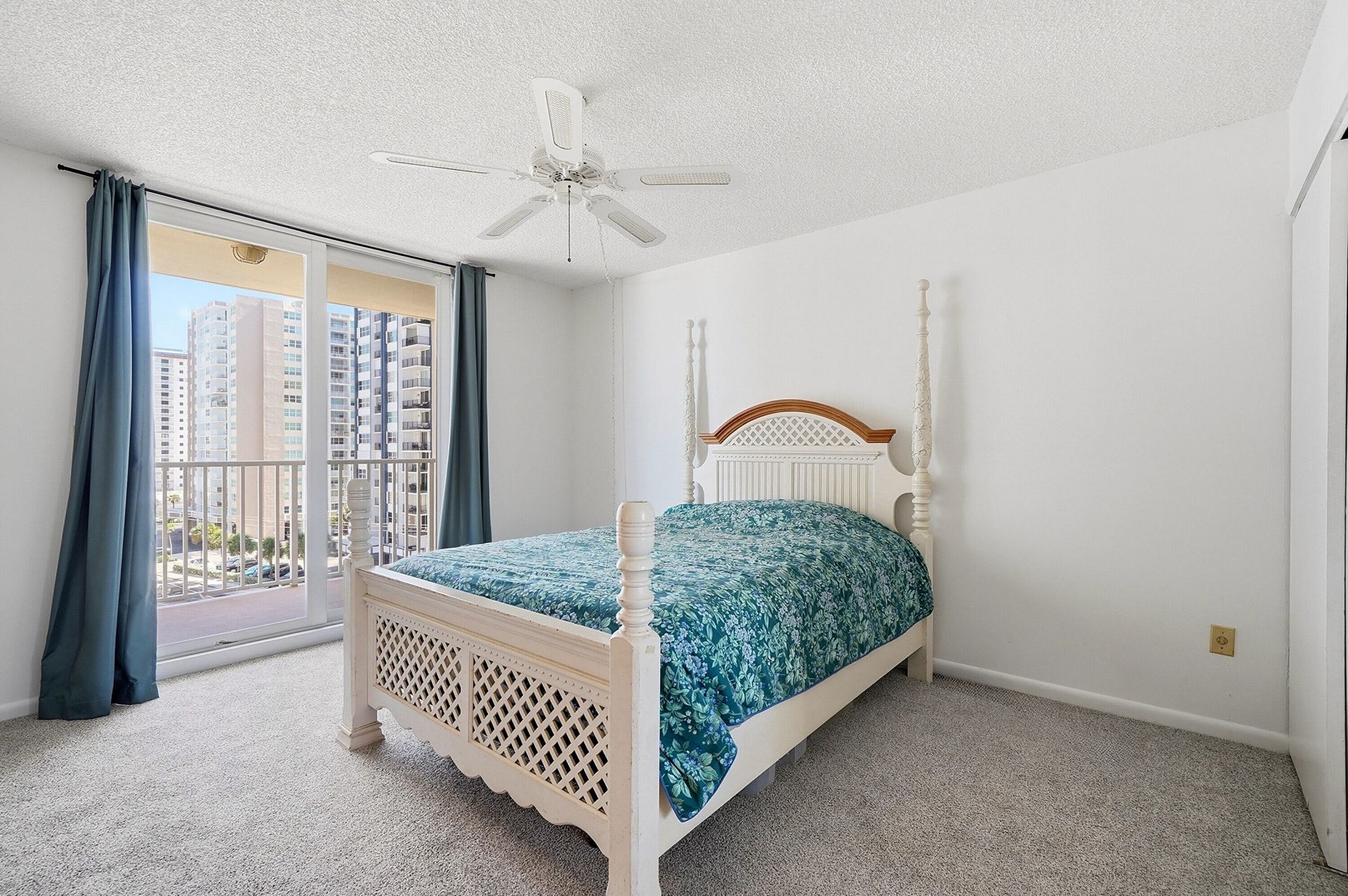 1401 S Ocean Drive, Unit 704, Hollywood, FL 33019 Photo