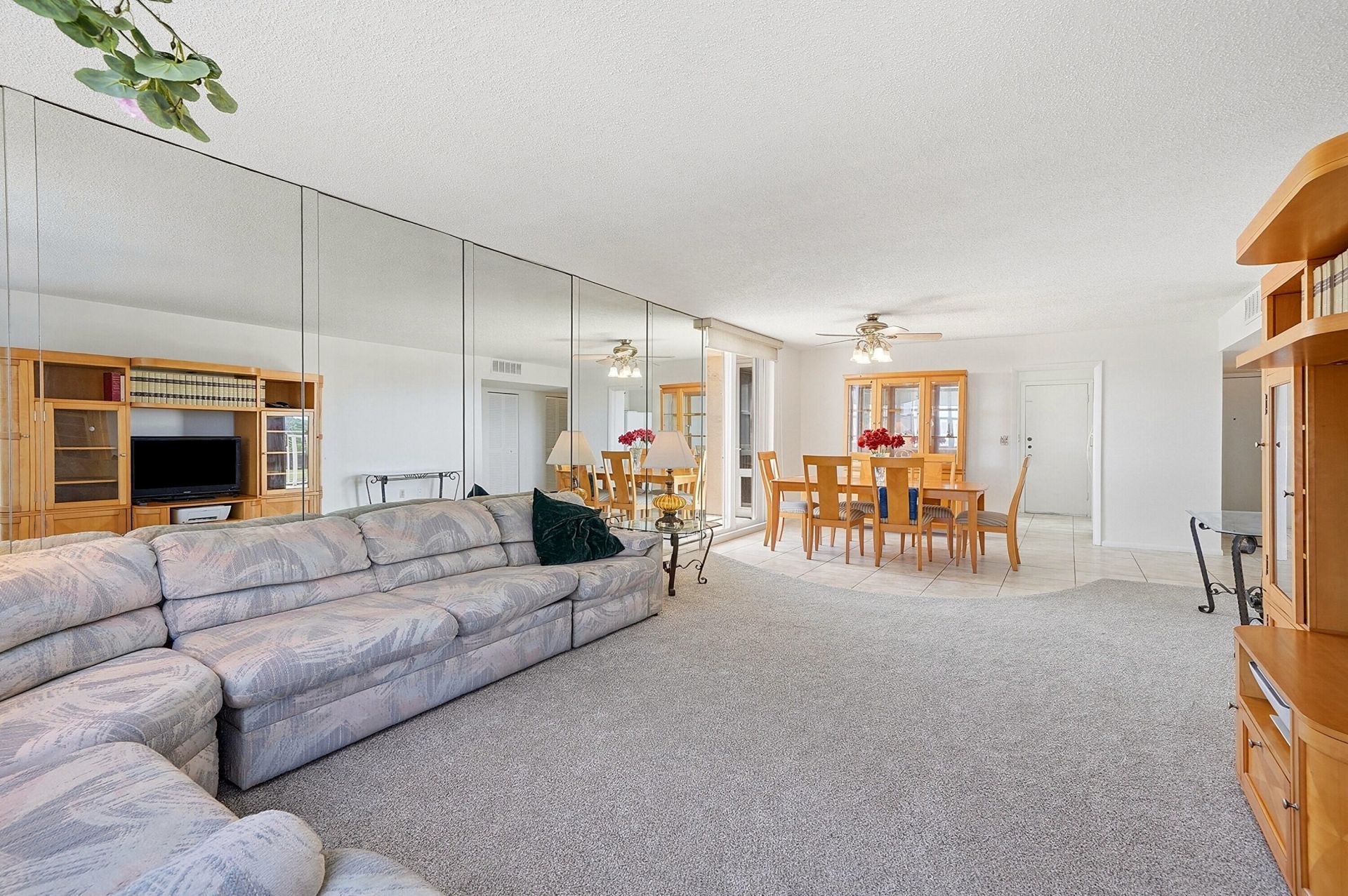 1401 S Ocean Drive, Unit 704, Hollywood, FL 33019 Photo