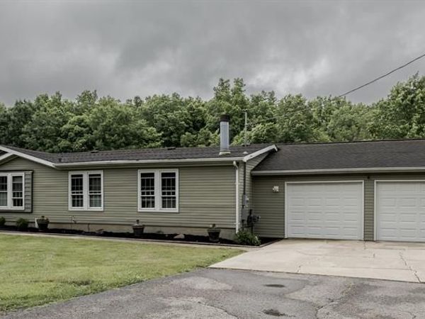 7280 N Bray Road, Genesee Twp, MI 48458