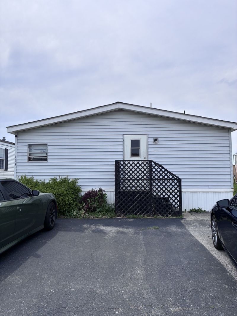198 Park Lane , Sauk Village, IL 60411