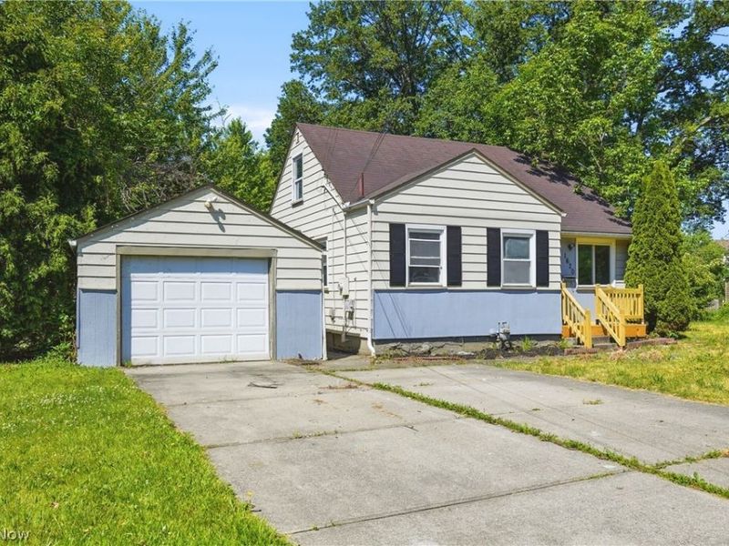 1620 Cedar Drive, Lorain, OH 44052 Photo 1