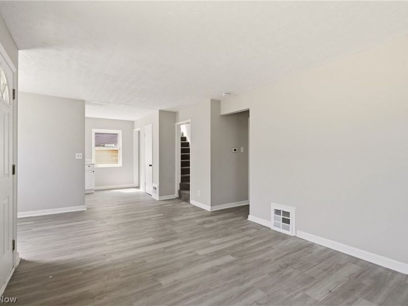 1620 Cedar Drive, Lorain, OH 44052 Photo 2