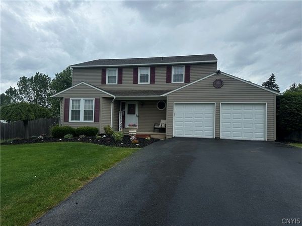 8118 Rizzo Drive , Clay, NY 13041