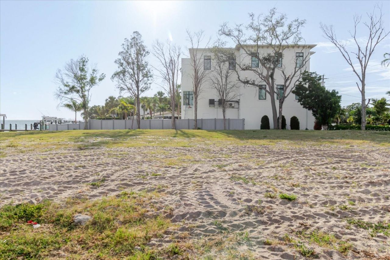 5102 W Longfellow Avenue, Tampa, FL 33629 Photo