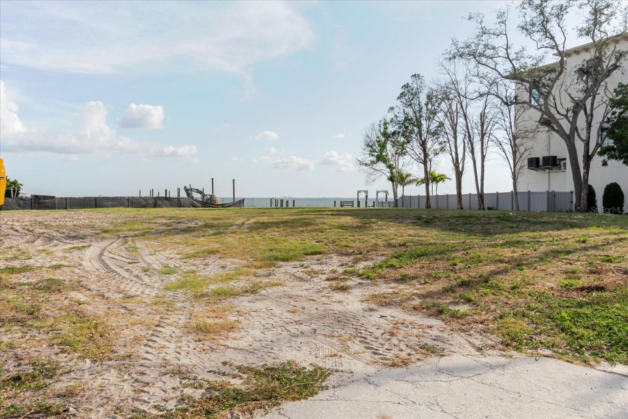 5102 W Longfellow Avenue, Tampa, FL 33629 Photo