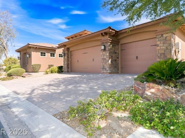 6535 Lyon Estates Avenue, Las Vegas, NV 89131
