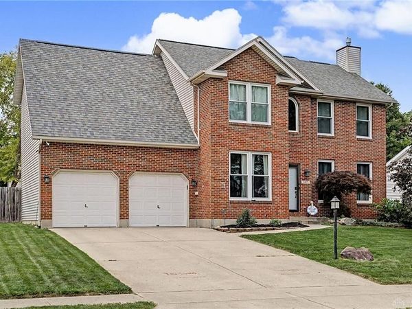2675 Walnut Ridge Drive, Troy, OH 45373