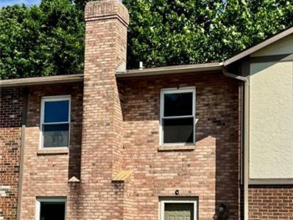 61 Park Charles Boulevard , Unit C, St Peters, MO 63376