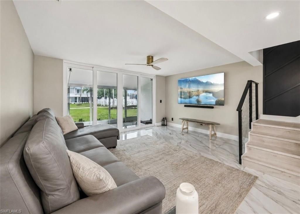 18010 San Carlos Blvd, Unit 33, Fort Myers Beach, FL 33931 Photo