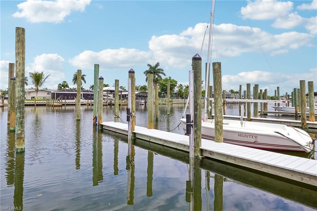 18010 San Carlos Blvd, Unit 33, Fort Myers Beach, FL 33931 Photo