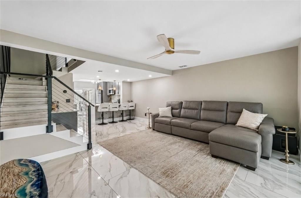 18010 San Carlos Blvd, Unit 33, Fort Myers Beach, FL 33931 Photo