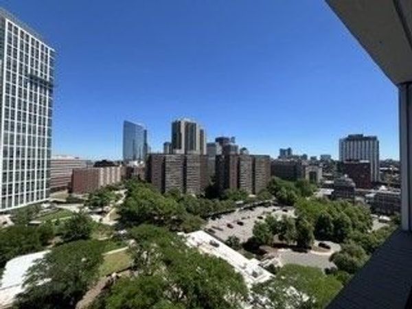 8 Whittier Pl, Unit 17D, Boston, MA 02114