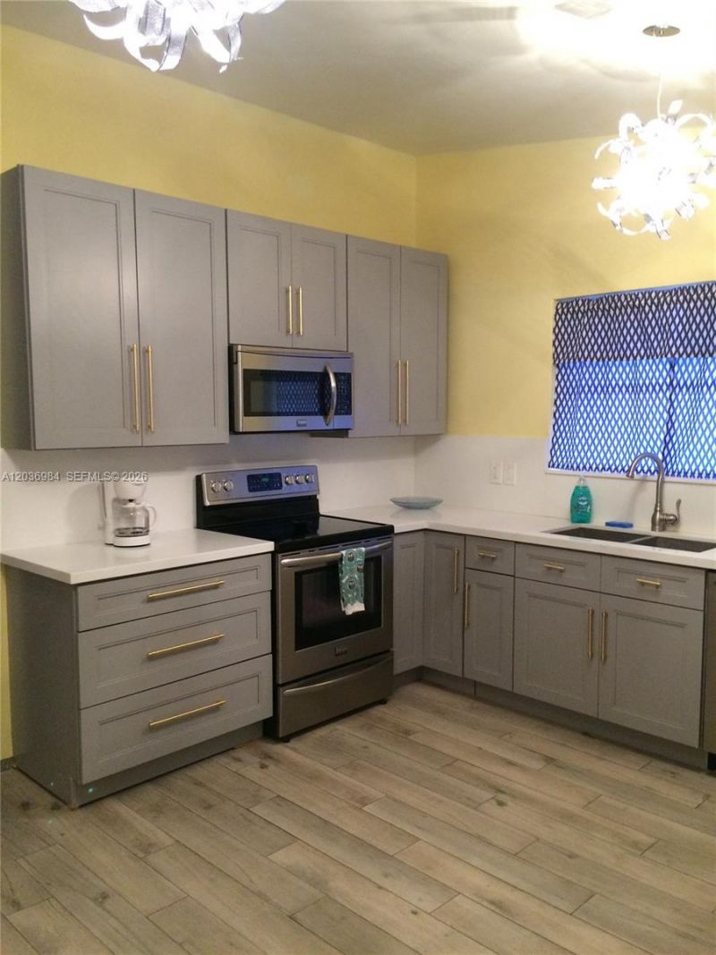 621 SW 64 Way , Unit 1, Pembroke Pines, FL 33023 Photo