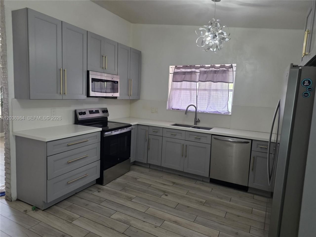 621 SW 64 Way, Pembroke Pines, FL 33023 Photo
