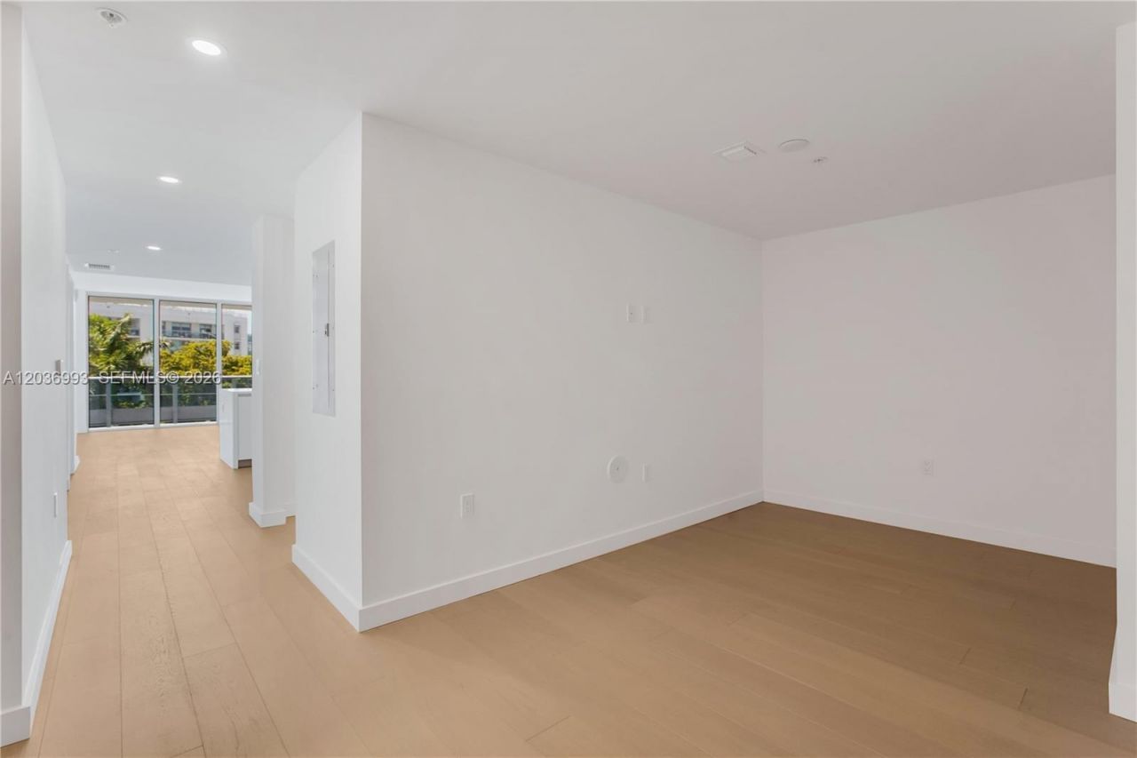 9221 E Bay Harbor Drive , Unit 512, Bay Harbor Islands, FL 33154 Photo