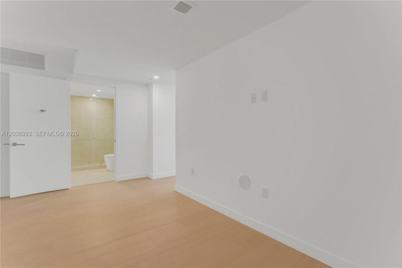 9221 E Bay Harbor Drive , Unit 512, Bay Harbor Islands, FL 33154 Photo