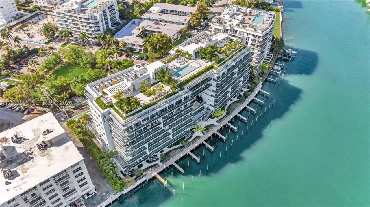 9221 E Bay Harbor Drive , Unit 512, Bay Harbor Islands, FL 33154 Photo