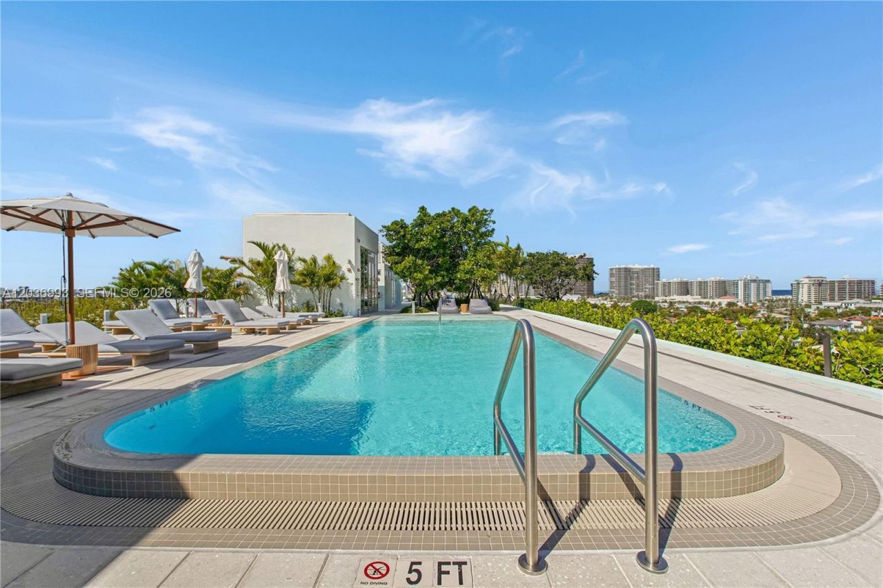 9221 E Bay Harbor Drive , Unit 512, Bay Harbor Islands, FL 33154 Photo
