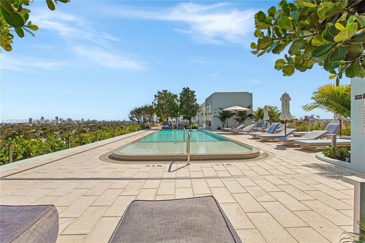 9221 E Bay Harbor Drive , Unit 512, Bay Harbor Islands, FL 33154 Photo