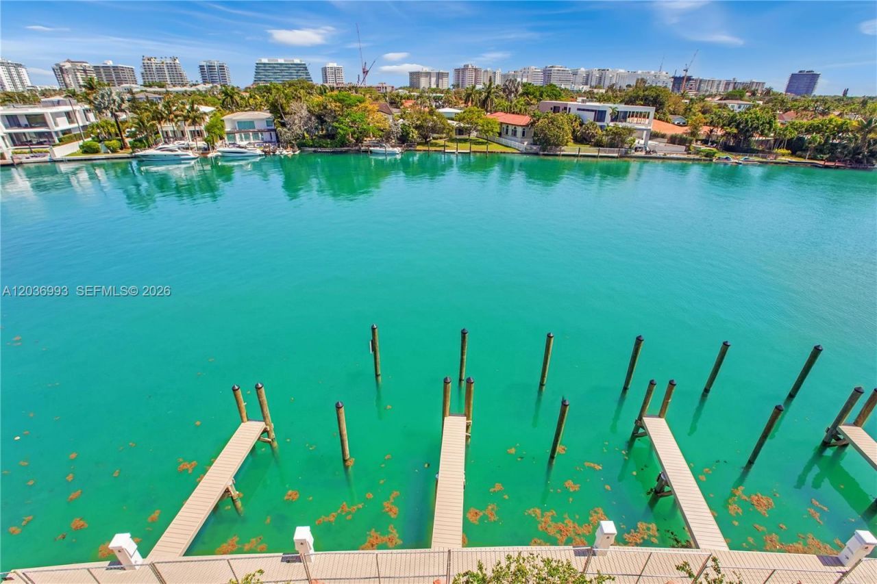 9221 E Bay Harbor Drive , Unit 512, Bay Harbor Islands, FL 33154 Photo
