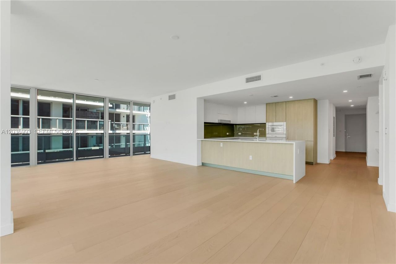 9221 E Bay Harbor Drive , Unit 512, Bay Harbor Islands, FL 33154 Photo