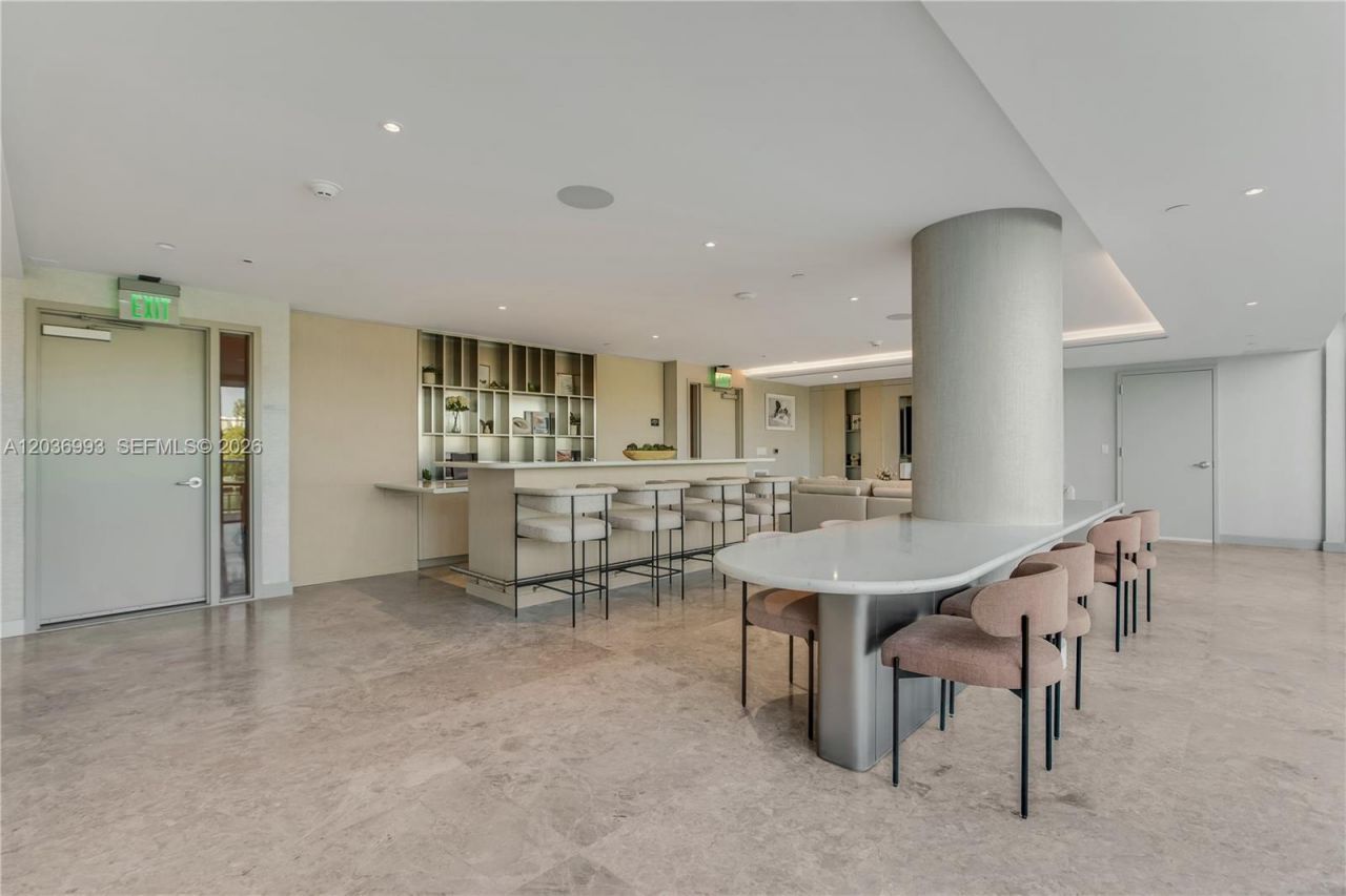 9221 E Bay Harbor Drive , Unit 512, Bay Harbor Islands, FL 33154 Photo